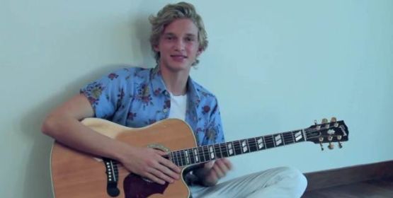 Cody Simpson 'Daughters'