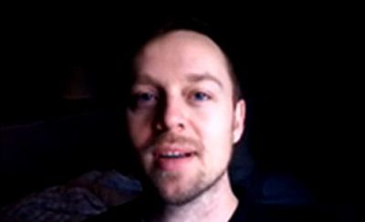 Darren Hayes updates fans from Detroit, thanking them for showing up to his in-store performances