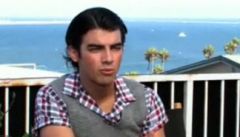 Joe Jonas talks about the 'Lovebug' music video