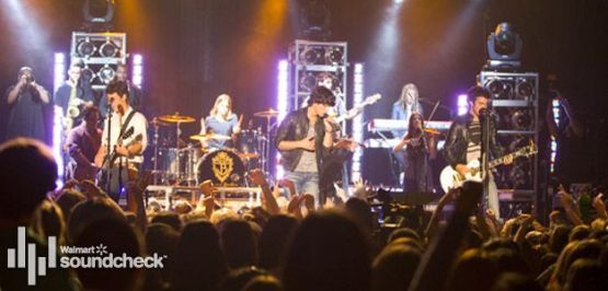 Jonas Brothers on Walmart Soundcheck