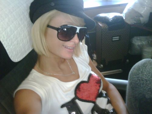 Paris Hilton on Britsh Airways flight
