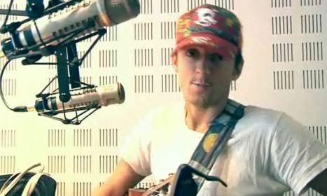 Jason Mraz at a radio station in Paris, France